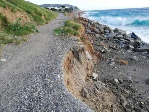 Sicilia, costa vulnerabile: il 70% della popolazione vive sul mare e cresce il rischio climatico