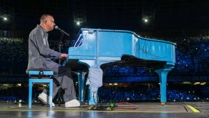 Gigi D’Alessio live allo Stadio Maradona, su Canale 5 “Una notte a Napoli”