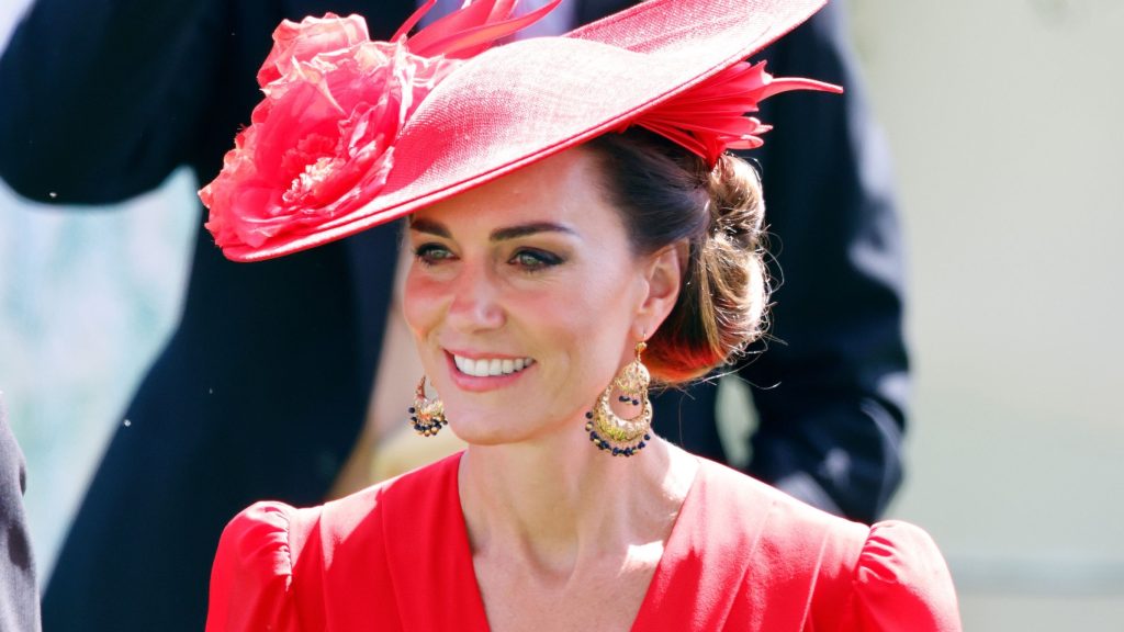 Annunciato il primo Colore dell’Anno di Royal Ascot, uno dei preferiti di Kate Middleton!