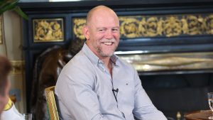 Mike Tindall esprime un candido giudizio su Harry e le sue battute rischiose.