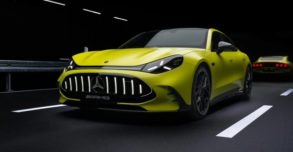 Mercedes AMG GT: la coupé elettrica che accelera da 0 a 100 km/h in 2 secondi.