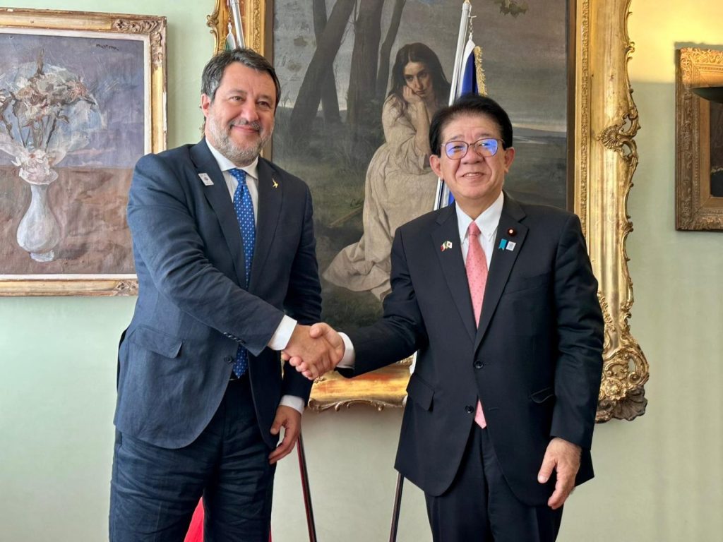 Infrastrutture: Salvini e il ministro giapponese Yasushi Kaneko a confronto per nuove collaborazioni.