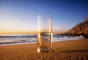 7 incredibili benefici dell’acqua per migliorare la tua salute quotidiana
