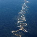 Strategie innovative dei minatori illegali nel territorio Yanomami dell’Amazzonia.