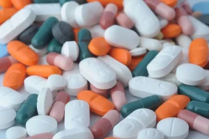 Biosimilari e modello italiano: la sfida di Egualia per la salute sostenibile.