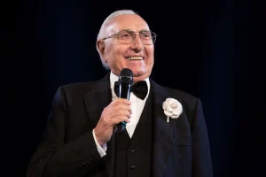 Pippo Baudo, 90 anni fa nasce il Re indiscusso della televisione italiana