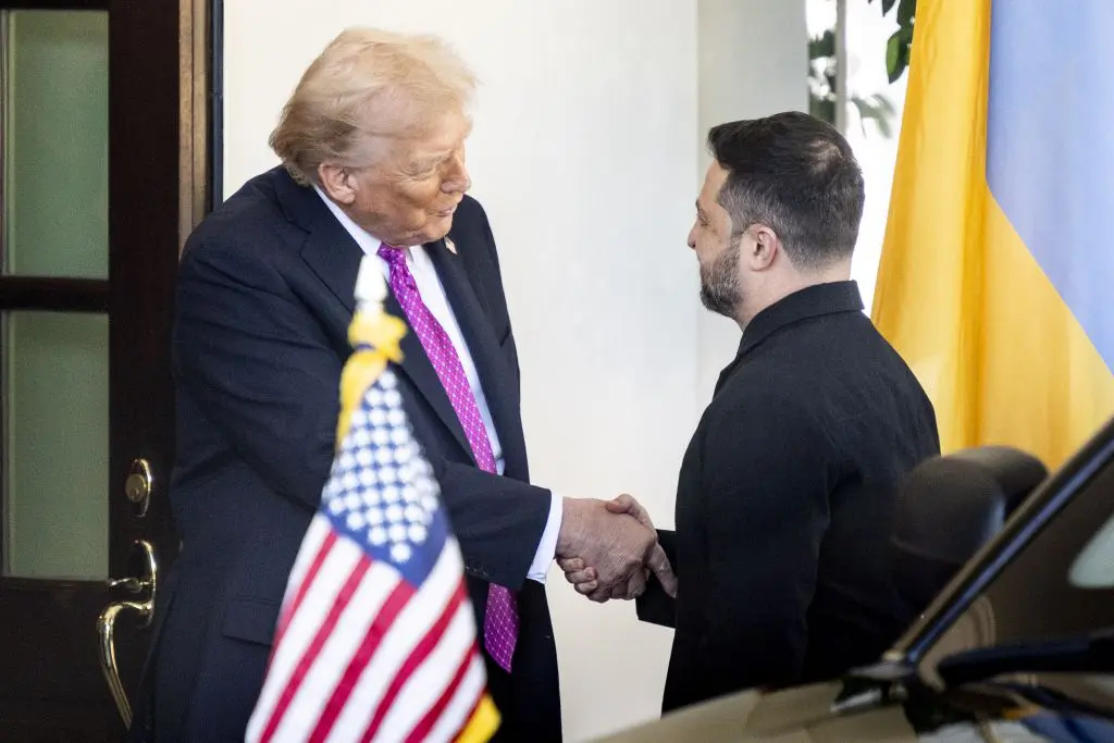 Trump incontra Zelensky al G7 in Francia: un’importante visita diplomatica.