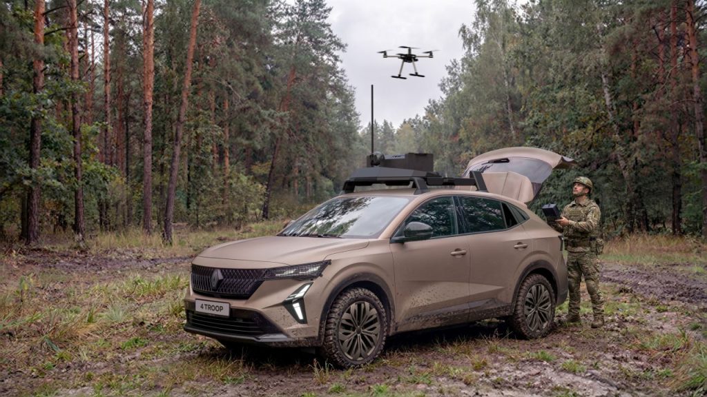 Renault e Thales svelano 4TROOP: il nuovo veicolo tattico per le forze armate.
