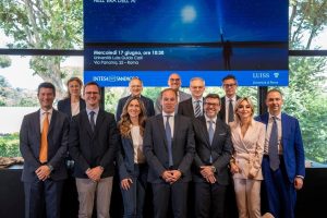 Formazione insufficiente per l’AI nelle imprese: l’accordo Intesa Sanpaolo-Luiss affronta la sfida.