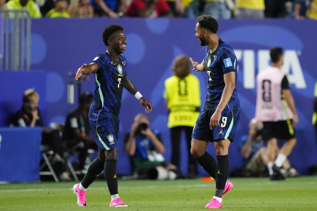 Brasile vince 3-0 contro Haiti: Cunha segna due gol decisivi.