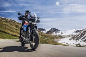 Scopri il test ride gratuito di Aprilia e Moto Guzzi sulle strade alpine del Sestriere!
