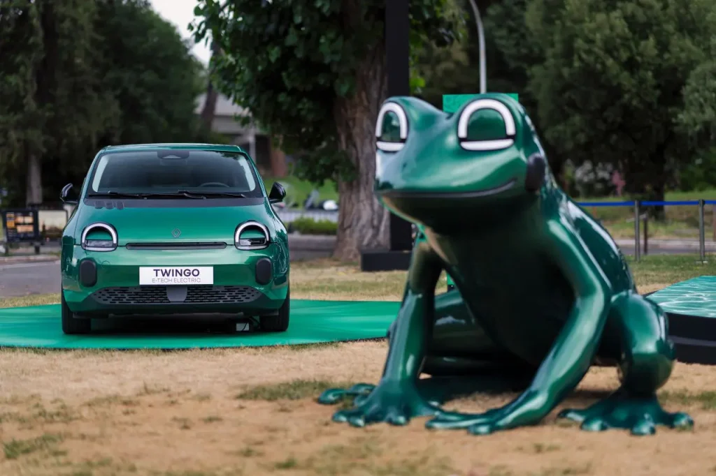 Renault Twingo E-Tech Electric e House of Frog: l’estate romana si accende di energia!