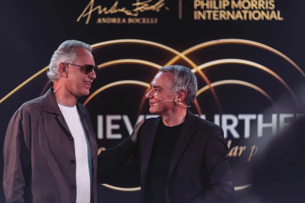 Philip Morris e Andrea Bocelli presentano il progetto innovativo “Believe. Further” per un futuro migliore.