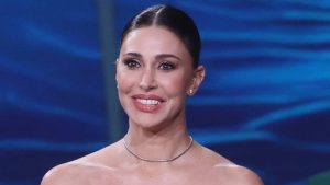 Belen Rodriguez sotto accusa per omissione di soccorso dopo incidenti a Milano.
