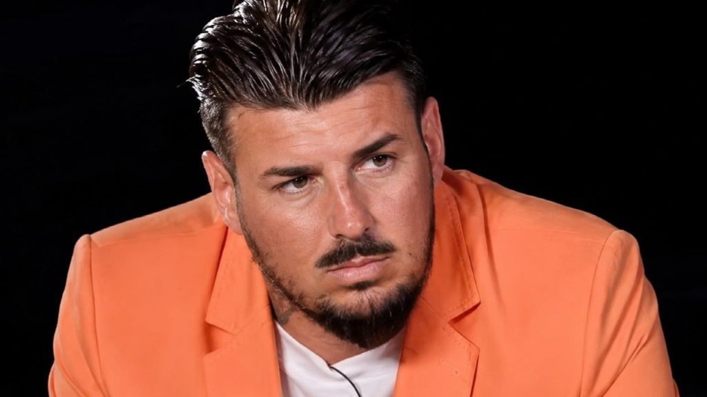 Temptation Island: Lino Giuliano si scontra con un agente municipale, il web esplode!