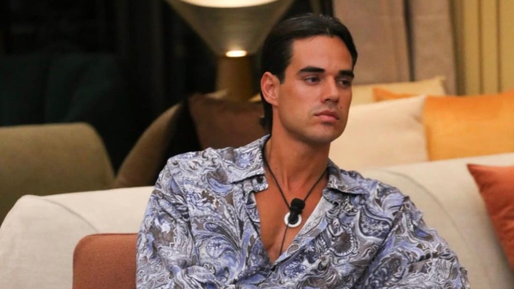Nicolò Brigante svela il suo legame con Blu Prezia e la sua rinascita dopo il GF Vip.