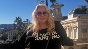 Mara Venier svela: Maria De Filippi mi ha supportato nel lavoro e durante la malattia di mia madre.