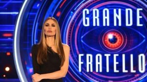 Grande Fratello Vip in bilico: Mediaset potrebbe eliminarlo dai prossimi palinsesti.