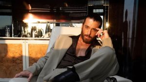 Can Yaman premiato al Magna Graecia Film Festival 2026: un traguardo straordinario per l’attore.