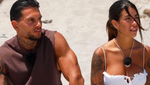 Temptation Island: Rosario in difficoltà incontra una tentatrice nella prima puntata!