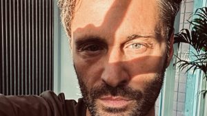 Anticipazione su Temptation Island: Filippo Bisciglia svela un segreto su uno dei fidanzati.
