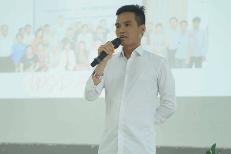 L’avvocato ambientale vietnamita Dang Dinh Bach liberato dopo cinque anni di detenzione.