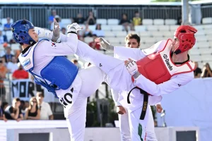 Simone Alessio conquista l’argento al Grand Prix di Roma di Taekwondo.