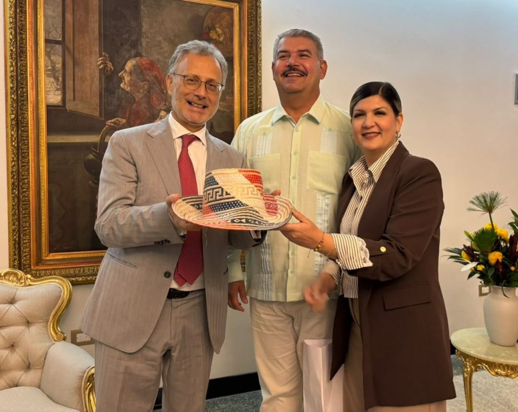 Ambasciatore d’Italia Giovanni Umberto De Vito in visita ufficiale nello Stato Zulia, Venezuela