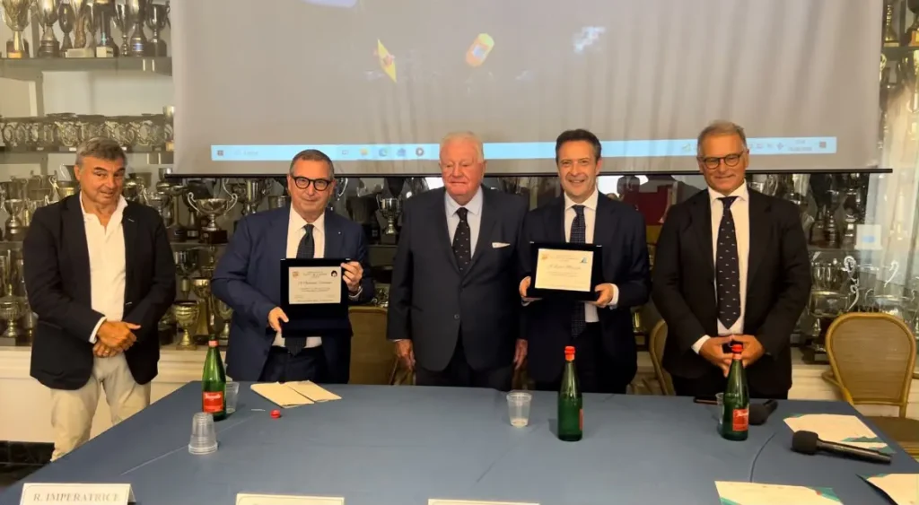 Banco BPM e Canottieri Napoli: sport e inclusione con il progetto “Tutti in Campo”.
