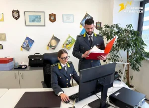 Scoperta evasione fiscale internazionale a Sassari: un contrasto efficace al bagarinaggio digitale.