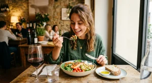 Nutrizione mirata: cresce l’attenzione per il microbioma intestinale e il ruolo di fibre e cibi integrali