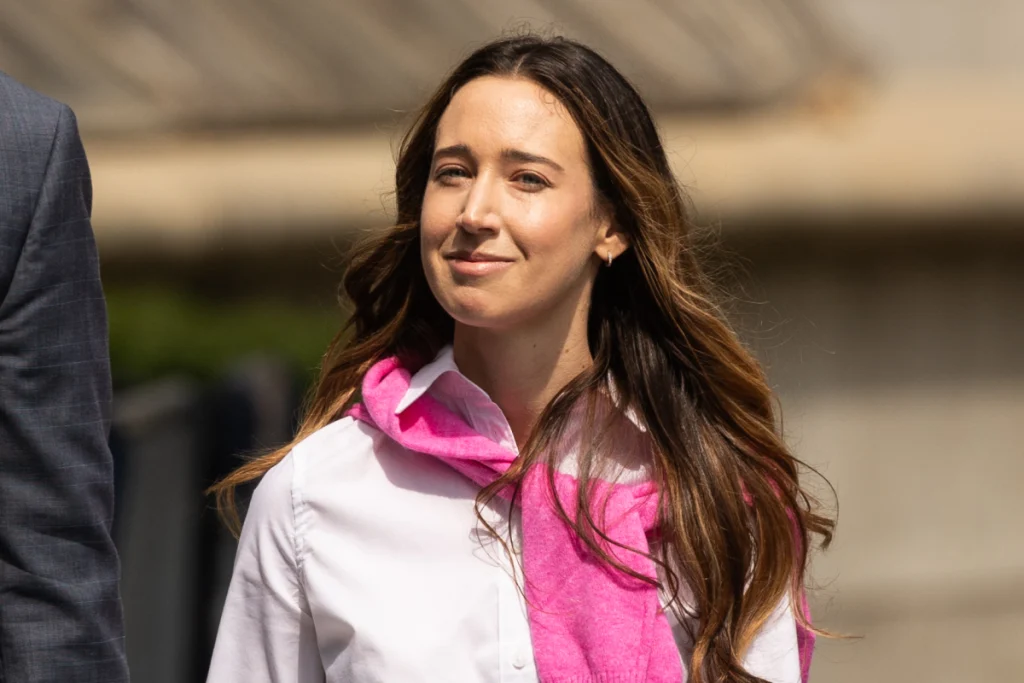 Charlie Javice, CEO di Startup, cerca un perdono da Trump secondo fonti.