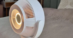 Ventilatore Standing Circulator di SwitchBot: un alleato indispensabile per il tuo comfort estivo.