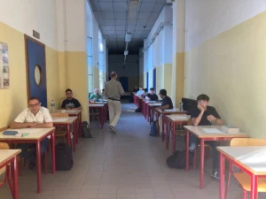 Ricordi nostalgici degli esami scolastici: erano segno di serietà o solo tradizione?