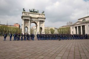 Arrestato professore della scuola militare Teuliè per abusi sessuali: scandalo scuote Milano.