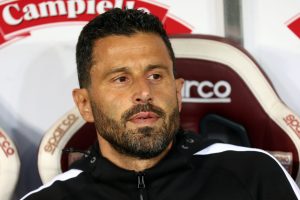 Fiorentina: Fabio Grosso nominato ufficialmente nuovo allenatore, arriva un cambio di rotta.