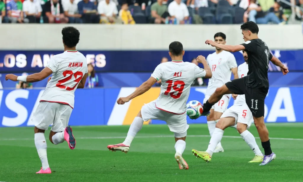 Just illumina la Nuova Zelanda, ma l’Iran risponde: finale 2-2 emozionante.