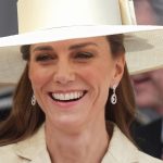 Kate Middleton indossa un gioiello significativo per Garter Day, omaggio ai genitori Carole e Michael.