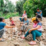 Comunità indigena in Ecuador soffre la sete nonostante la presenza di due fiumi.