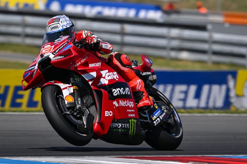 Marquez vince a Brno, Ogura secondo e Bagnaia chiude al terzo posto.