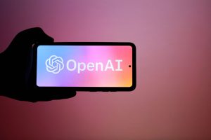 OpenAI lancia GPT-5.6: nuove funzionalità innovative disponibili per tutti gli utenti.