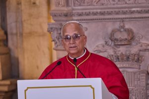 Papa a Madrid: “Siate scintilla di umanità di fronte a guerra e indifferenza”.