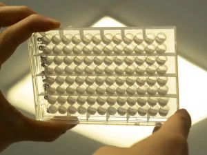 Sardegna introduce screening neonatale per la SMA: una nuova speranza per i neonati.