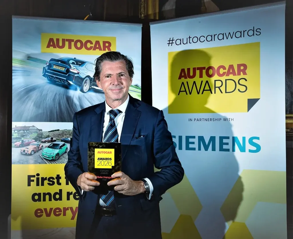 Olivier Francois premiato agli Autocar Awards 2026 con il prestigioso Editors’ Award per Fiat.