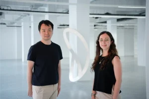 Theker raccoglie 85 milioni di dollari per sviluppare robot industriali versatili e innovativi.
