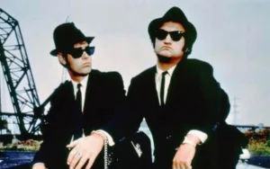 1980: esce *The Blues Brothers*, il cult tra musica, inseguimenti e ironia