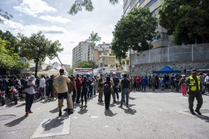 Tragedia in Venezuela: oltre 1.430 vittime, 50.000 feriti; deceduta una donna di origini siciliane.