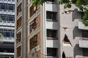 Venezuela: ritrovato vivo un ragazzo di 11 anni dopo tre giorni dal terremoto.
