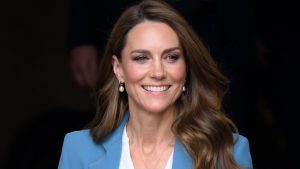 Il segreto di Kate Middleton per elevare jeans e pantaloni in stile raffinato.