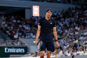 Zverev, Jodar e Mensik ai quarti del Roland Garros; Bolelli e Vavassori avanzano nel doppio.